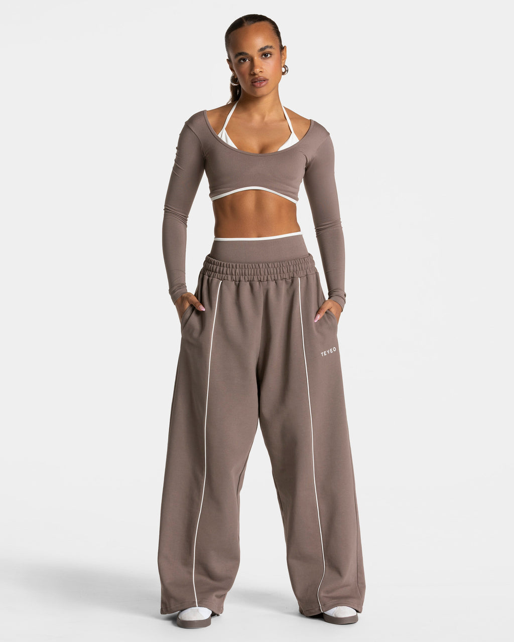 Contrastline Wide Leg Jogger  "Mokka"