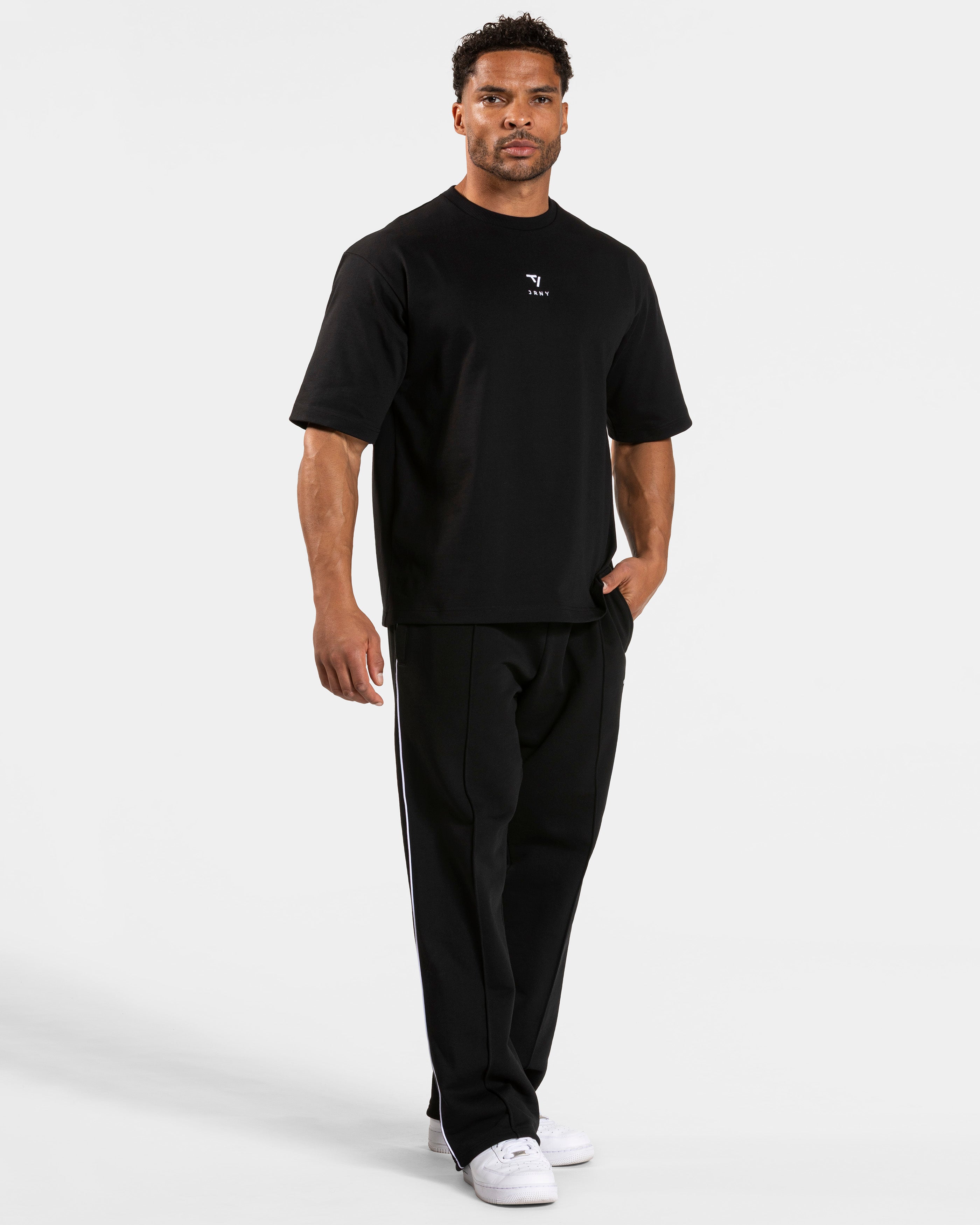 Journey Oversized T-Shirt "Schwarz"