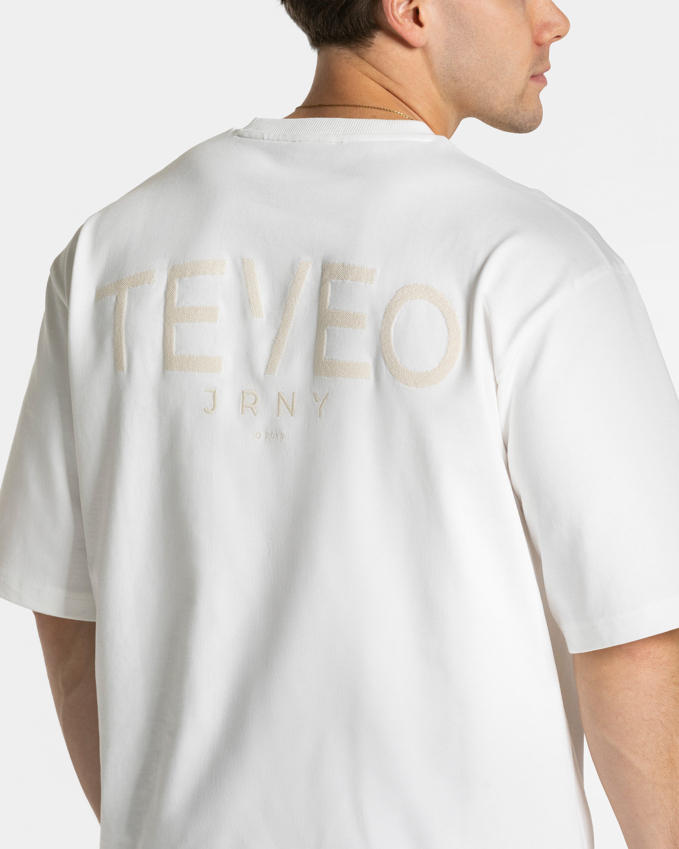 Journey Oversized T-Shirt "Off White"