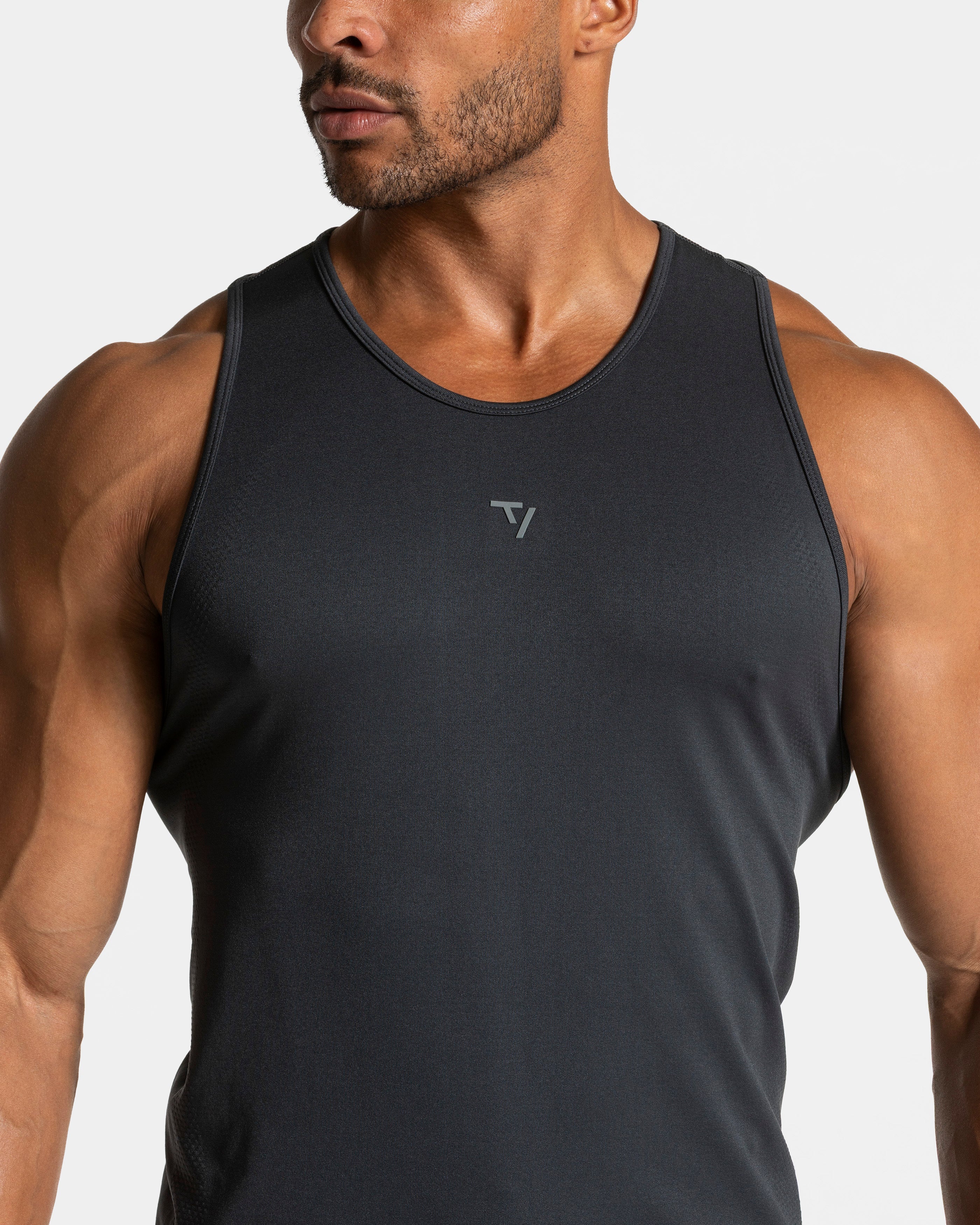 Pace Fitted Tank "Gunmetal"