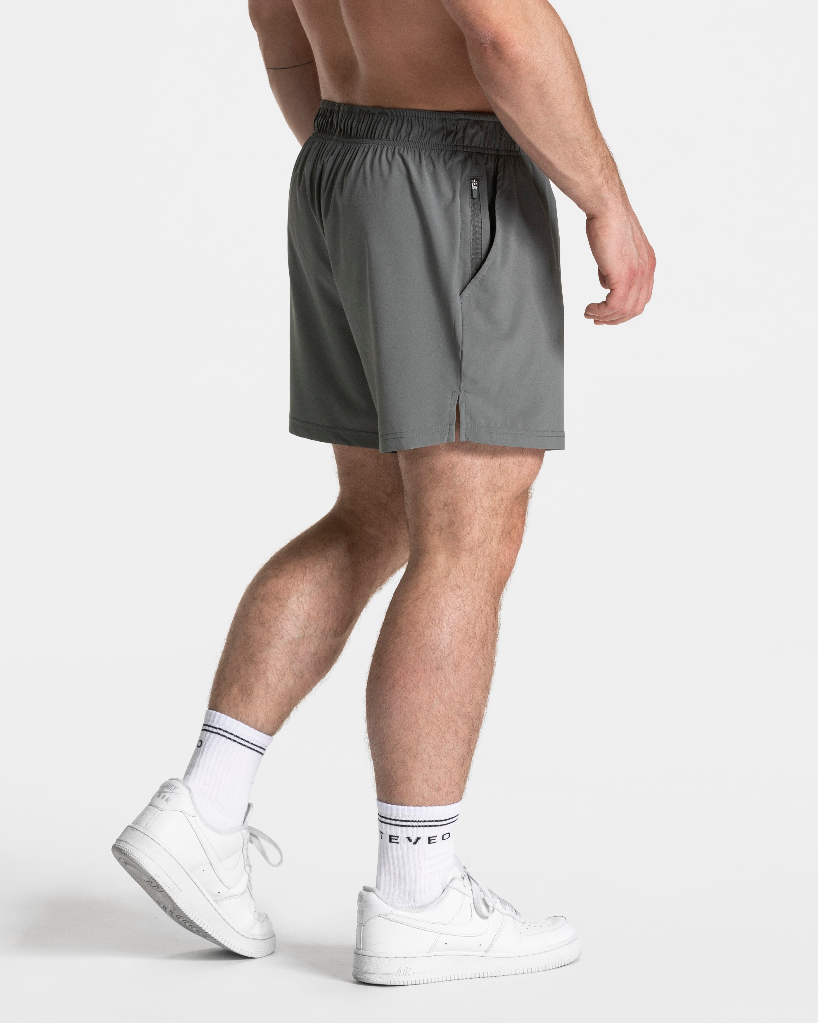 Pace Shorts 5 Inch "Graphit"