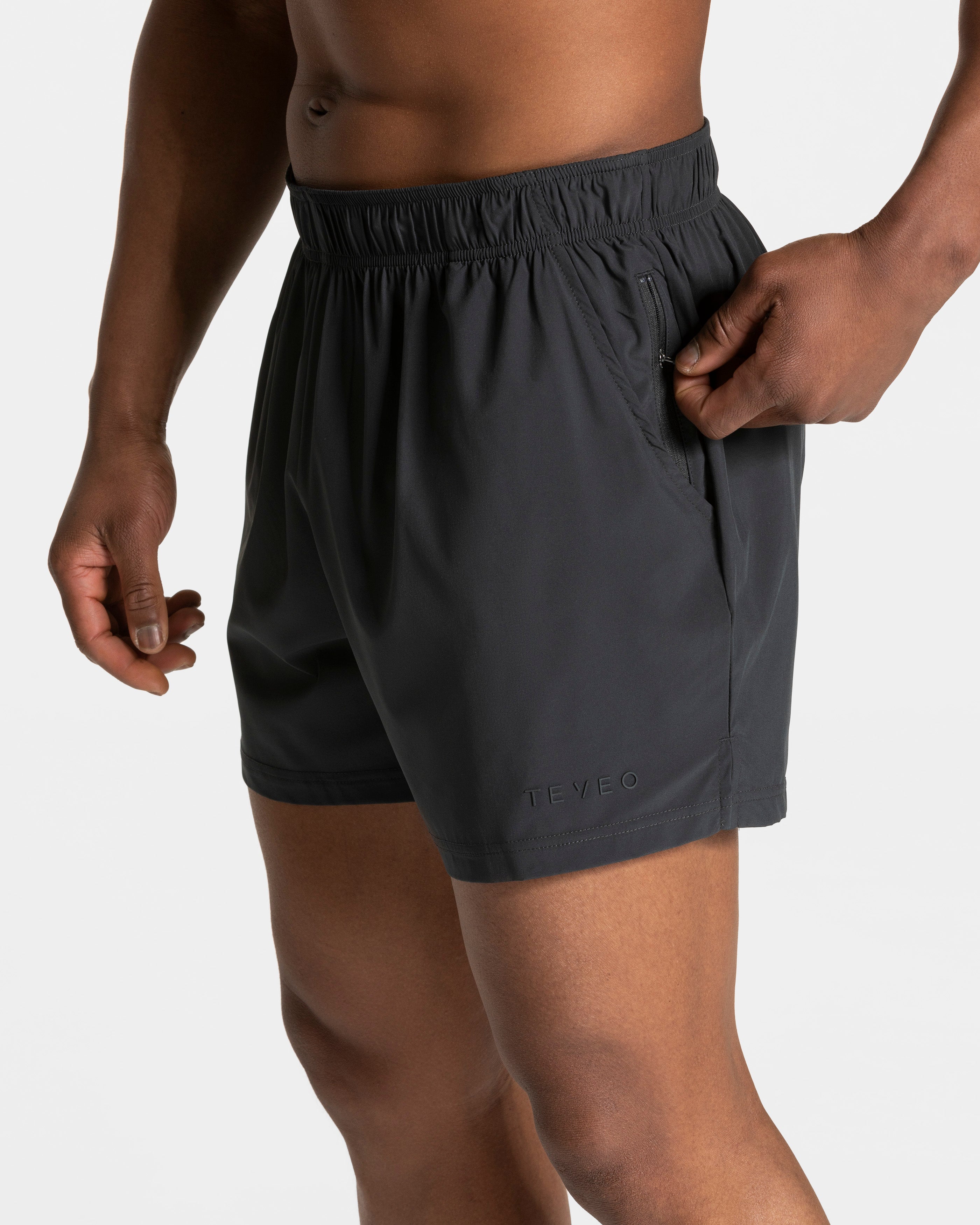 Pace Shorts 5 Inch "Gunmetal"