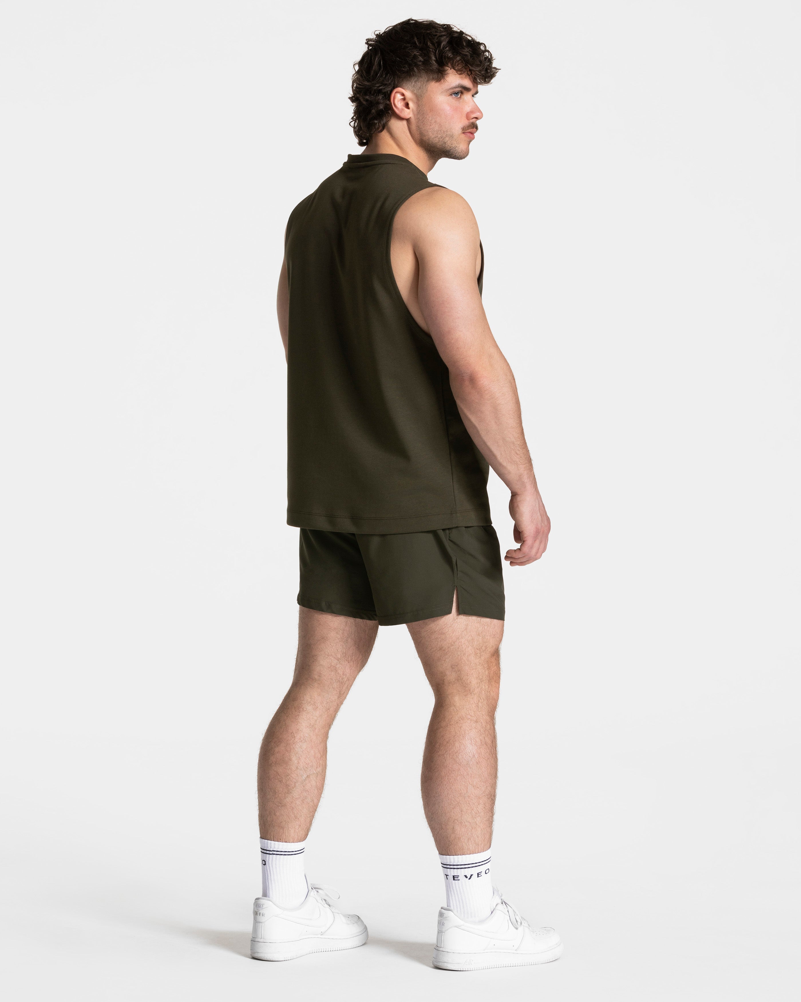 Pace Shorts 5 Inch "Khaki"