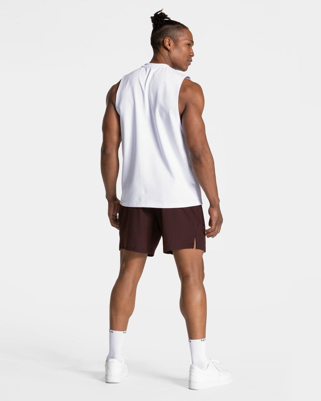 Pace Shorts 5 Inch "Merlot"