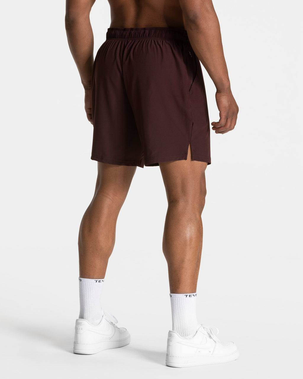 Pace Shorts 5 Inch "Merlot"