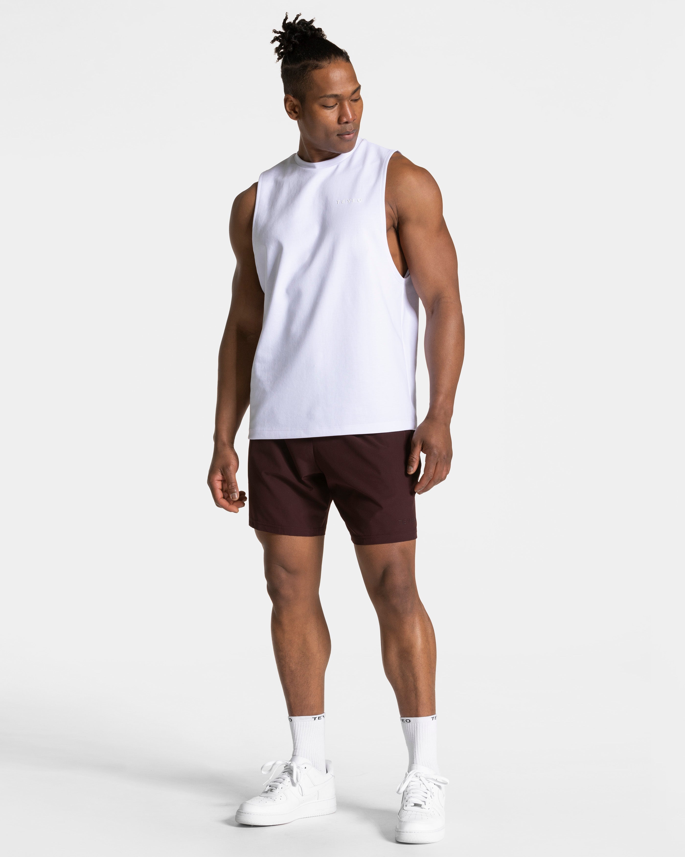 Pace Shorts 7 Inch "Merlot"