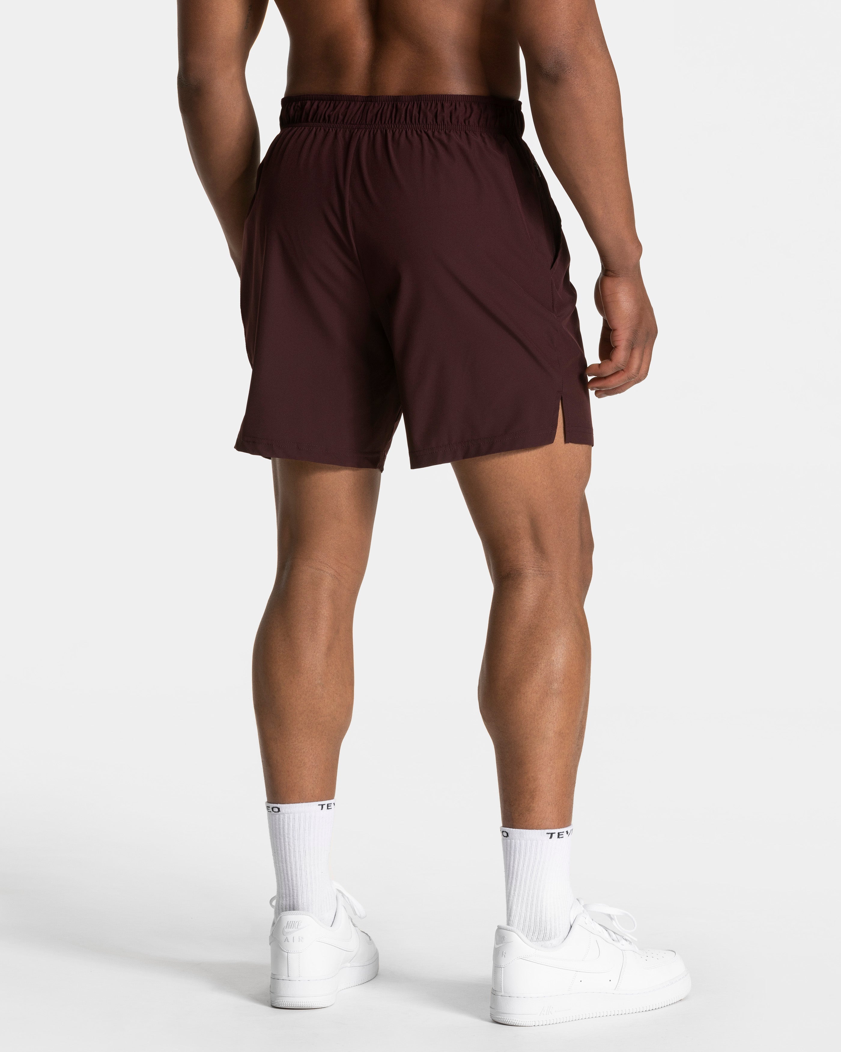 Pace Shorts 7 Inch "Merlot"
