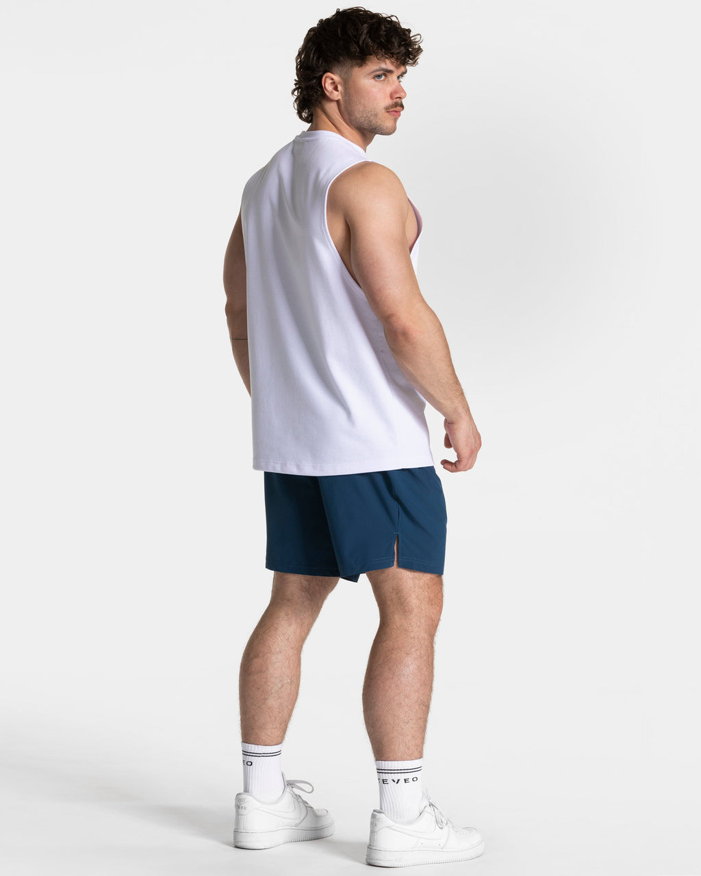 Pace Shorts 7 Inch "Navy"
