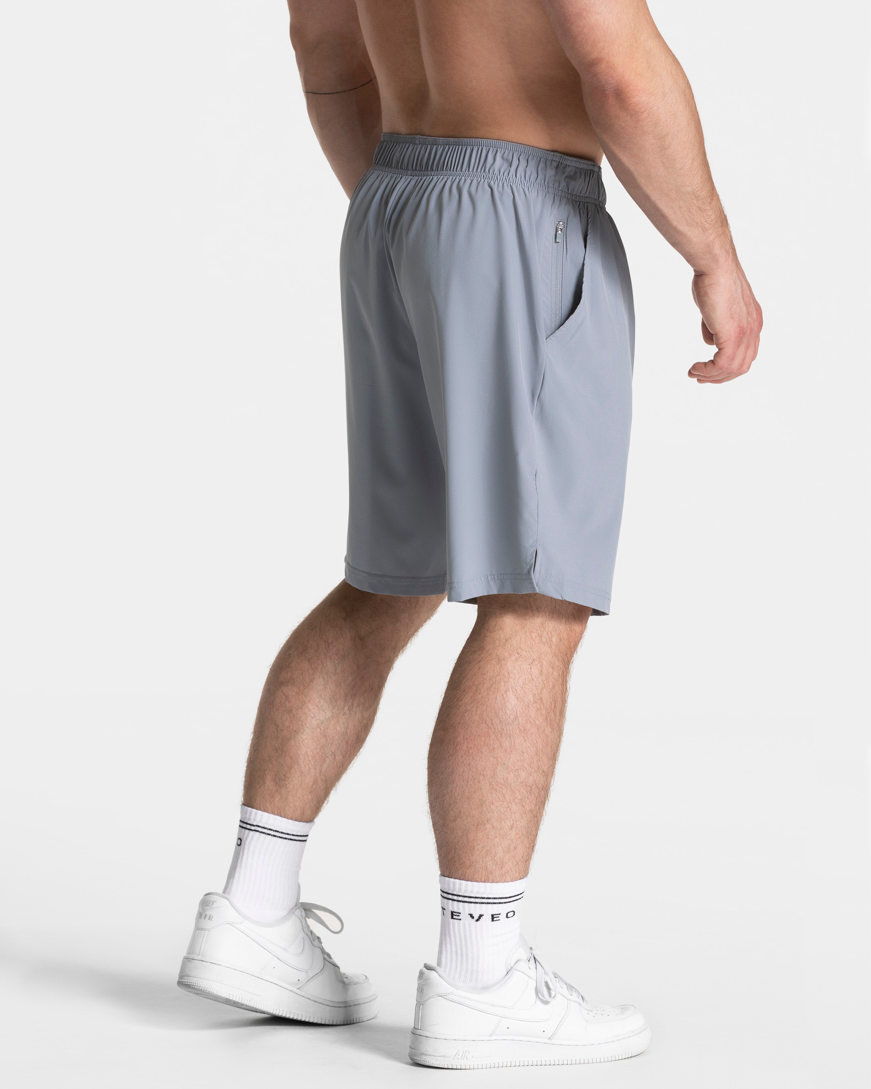Pace Shorts 9 Inch "Grau"