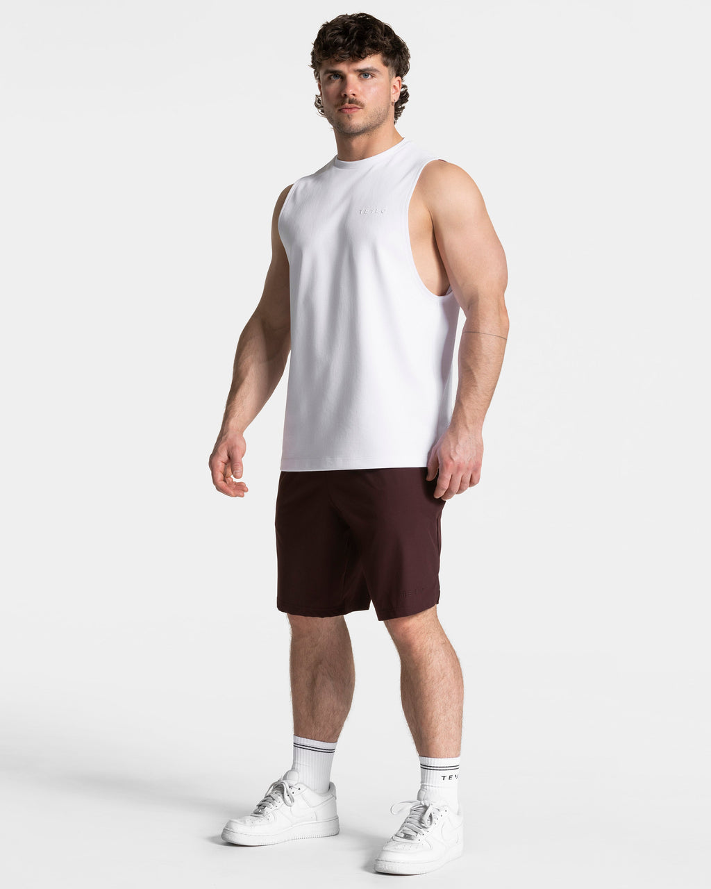 Pace Shorts 9 Inch "Merlot"