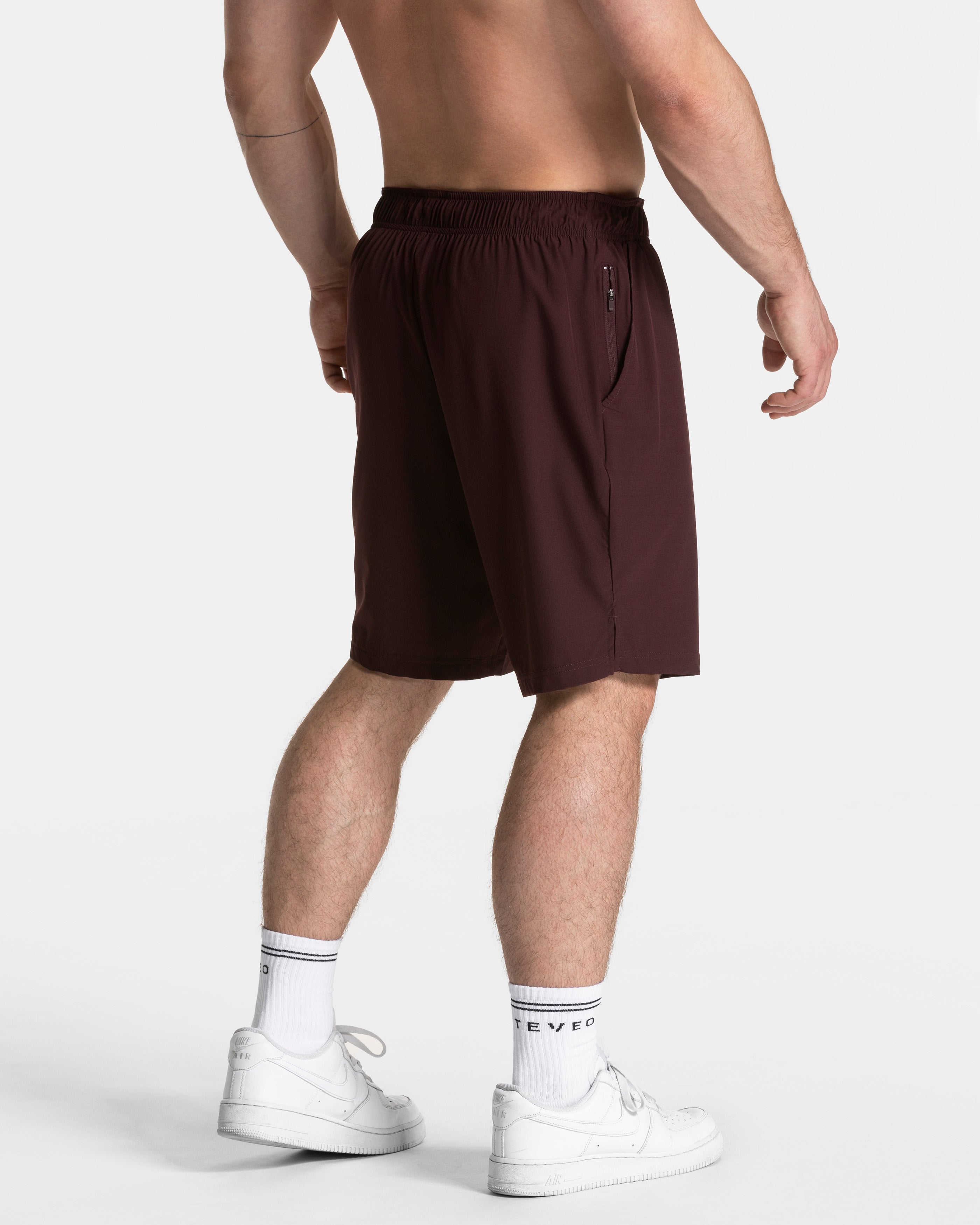 Pace Shorts 9 Inch "Merlot"