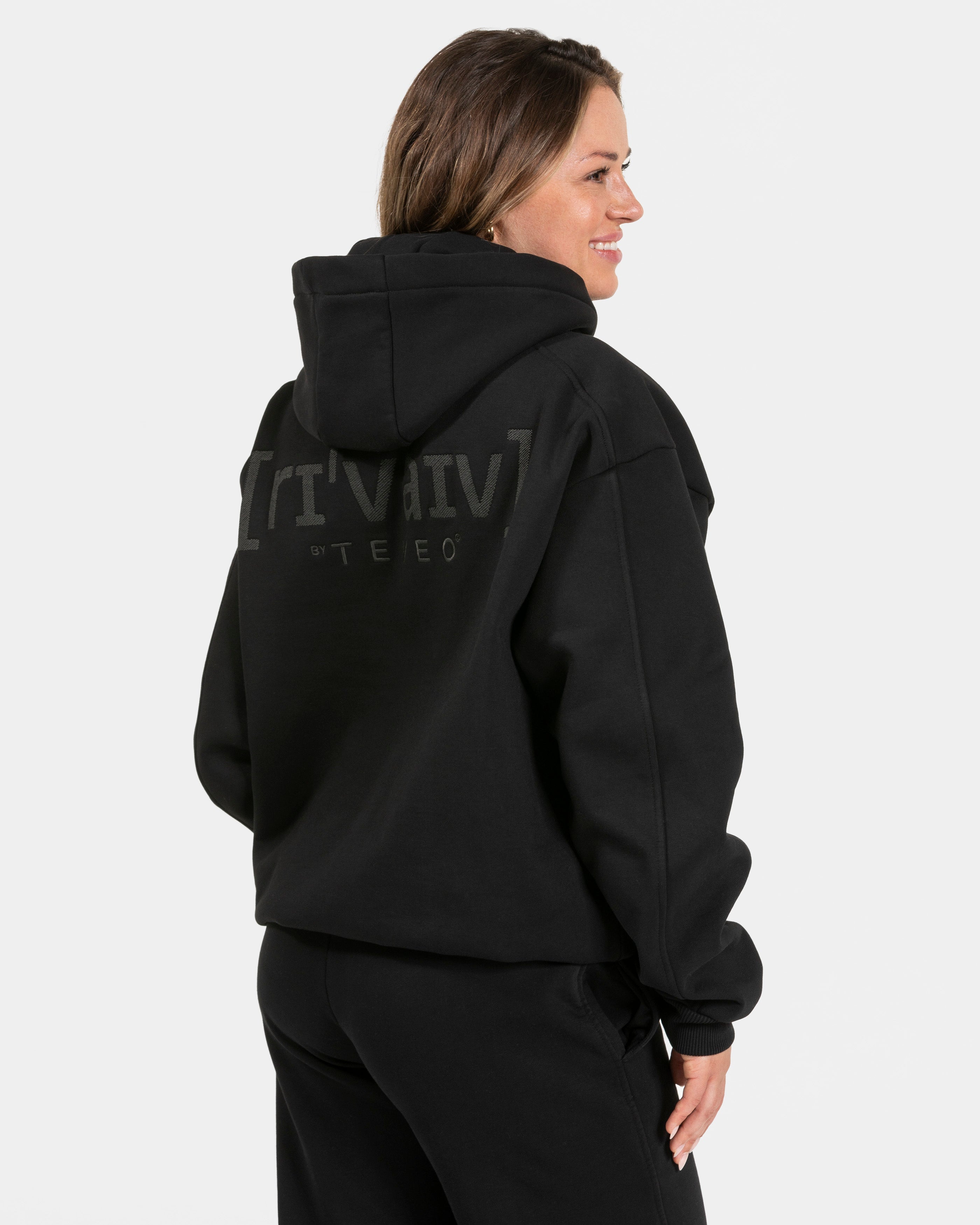 RI’VAIV Oversized Hoodie "Schwarz"