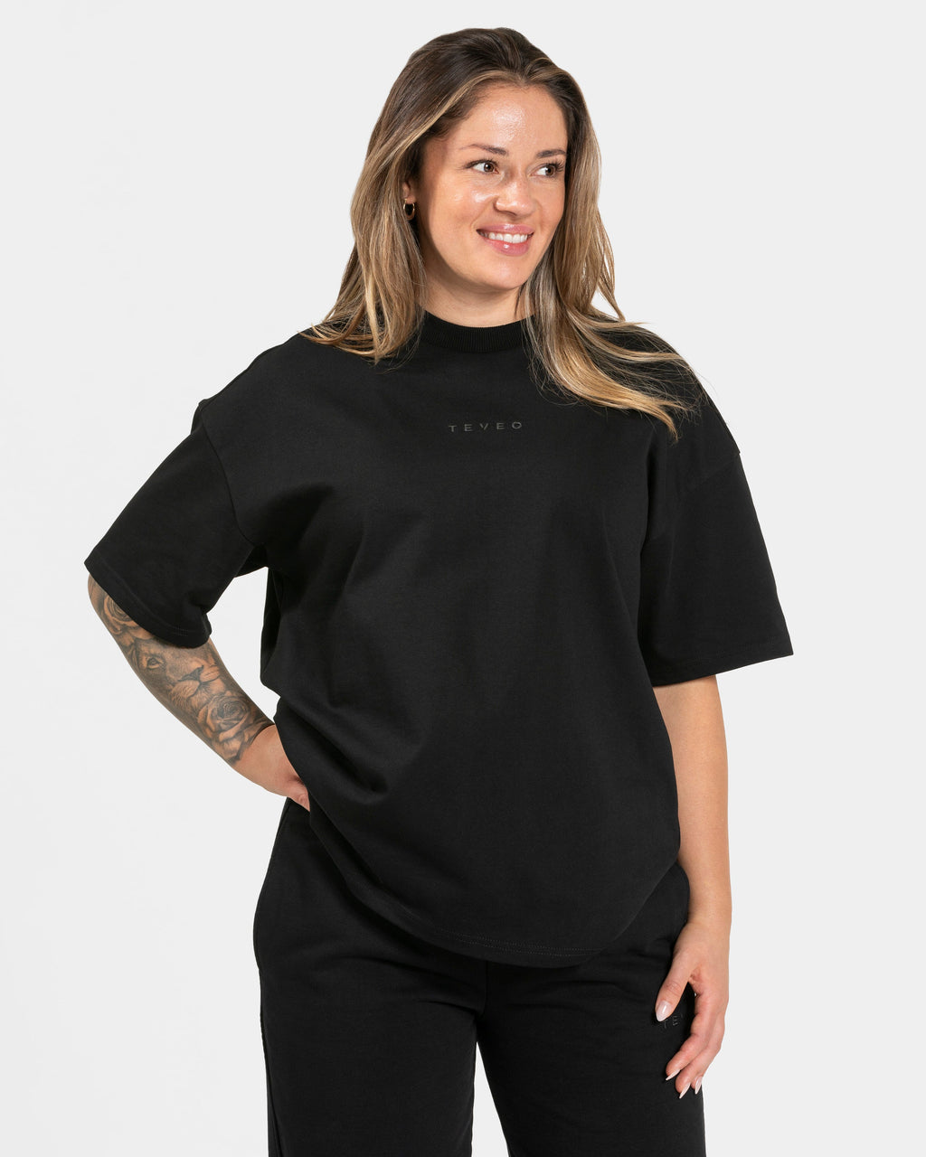 RI’VAIV Oversized T-Shirt "Schwarz"