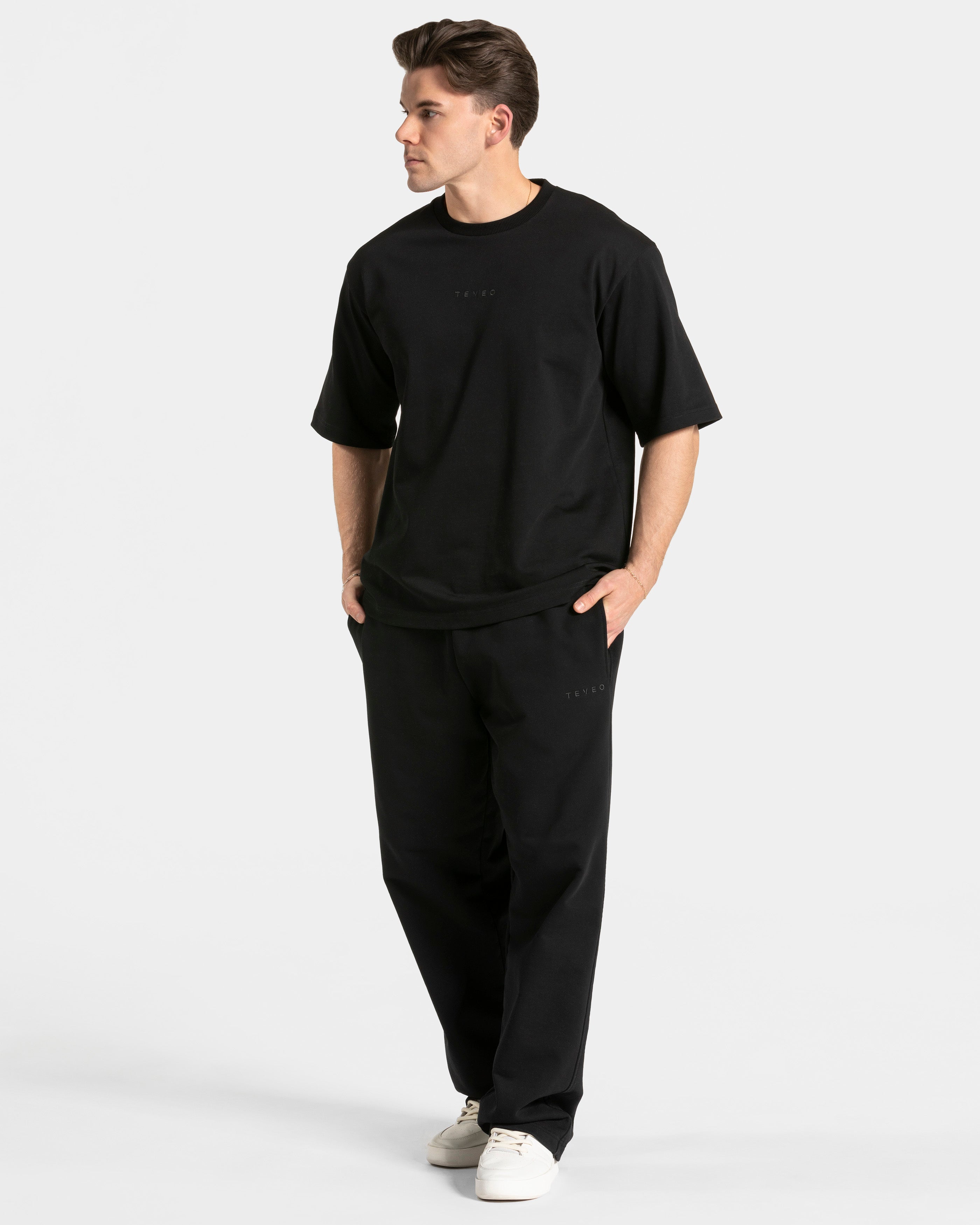 RI’VAIV Oversized T-Shirt "Schwarz"