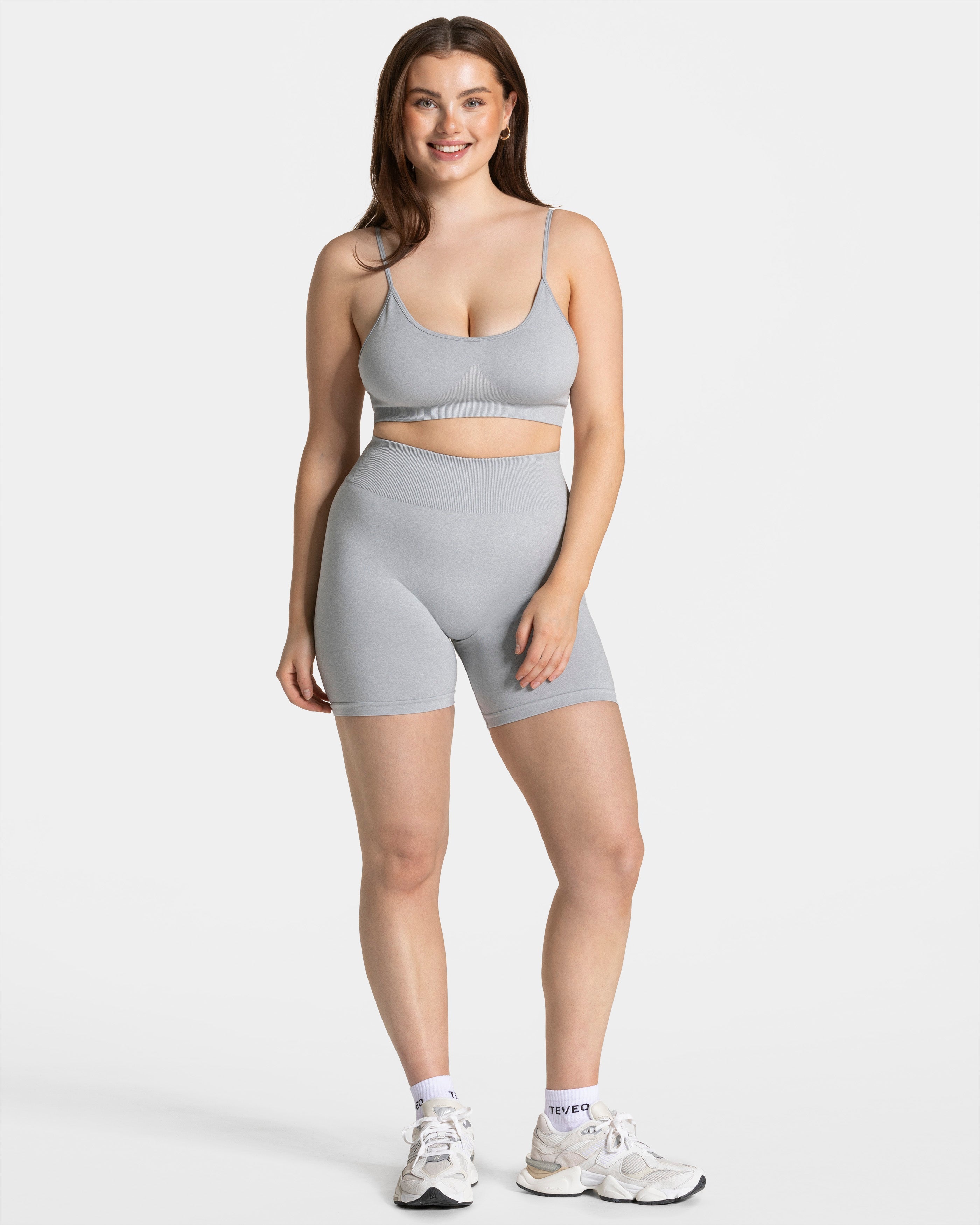 Timeless Pro Covert Scrunch Shorts  "Hellgrau"