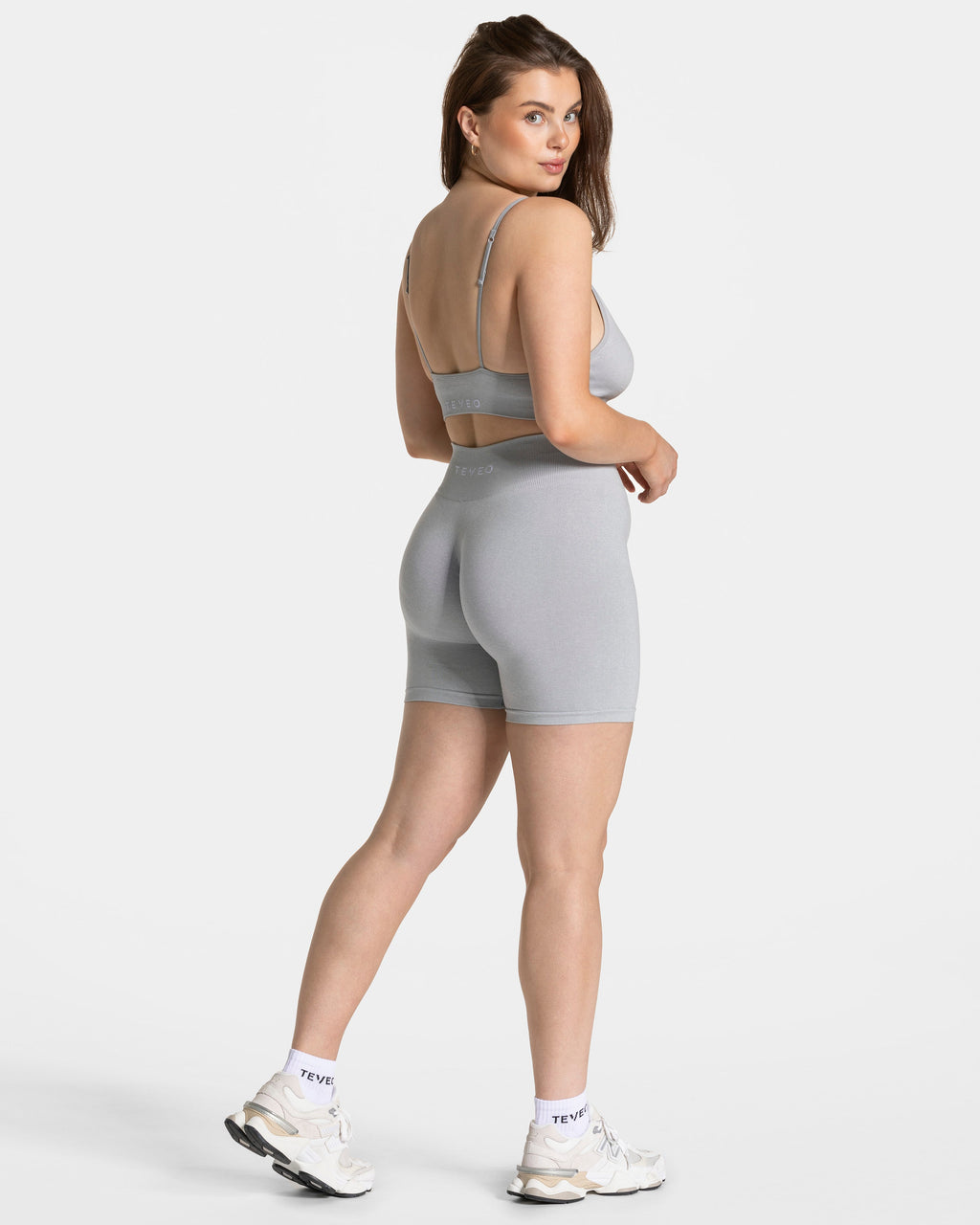 Timeless Pro Covert Scrunch Shorts  "Hellgrau"