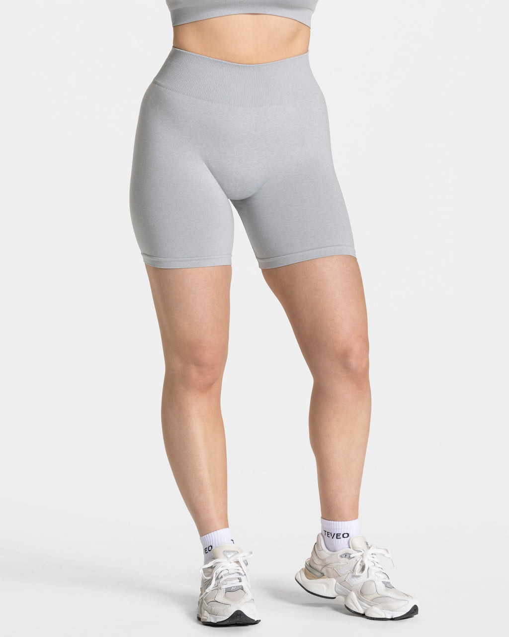 Timeless Pro Covert Scrunch Shorts  "Hellgrau"