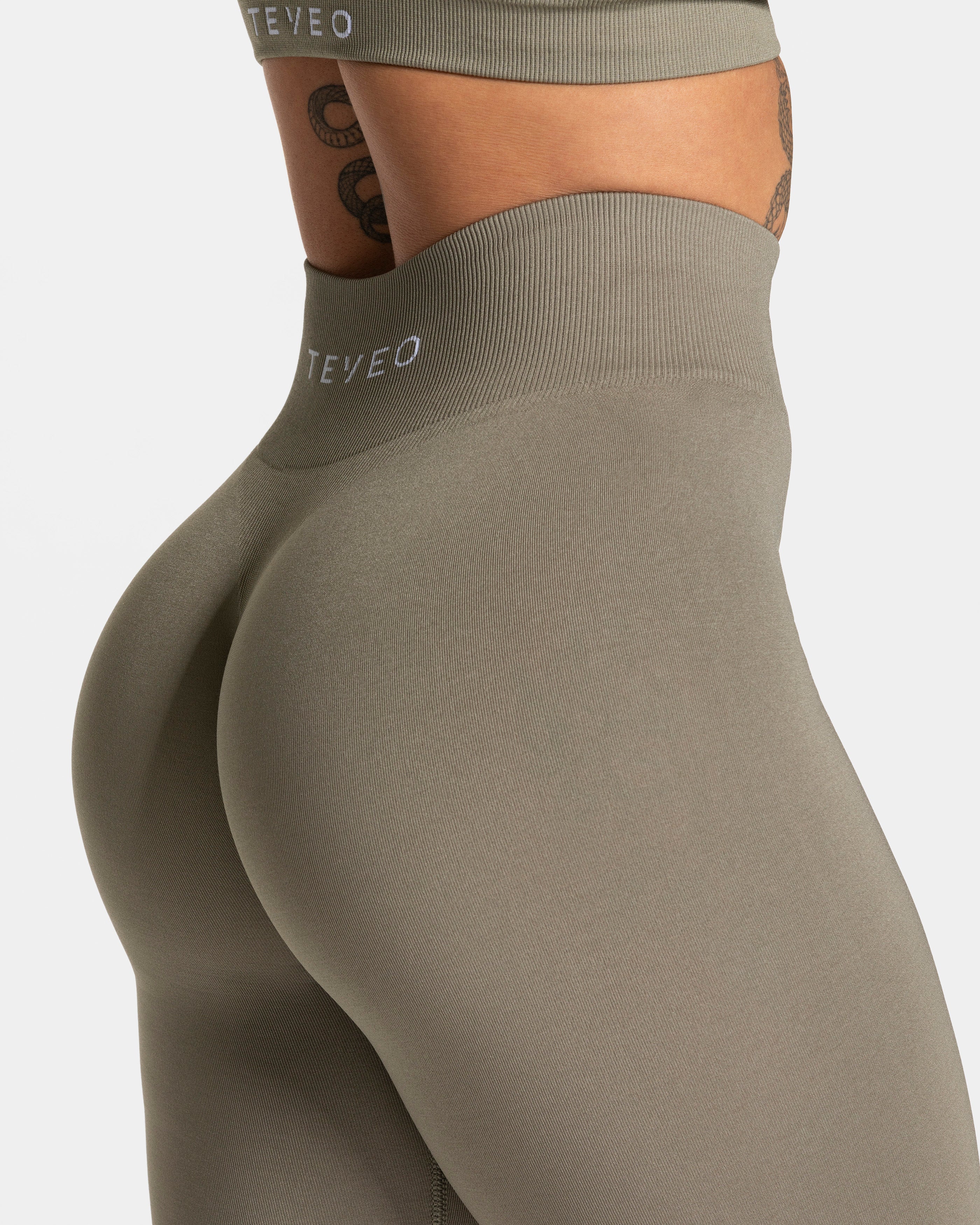Timeless Pro Leggings "Khaki"