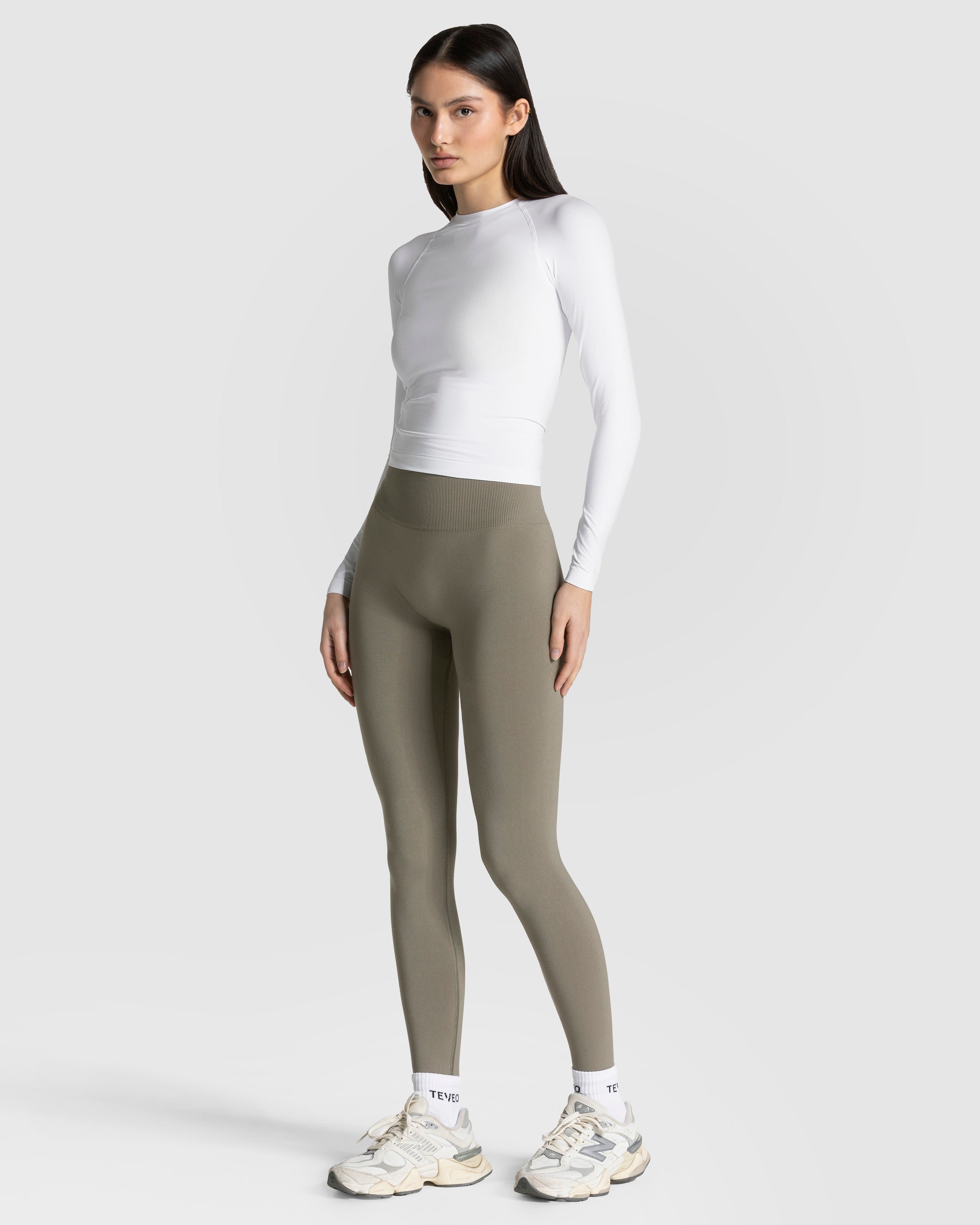 Timeless Pro Longsleeve  "Weiß"