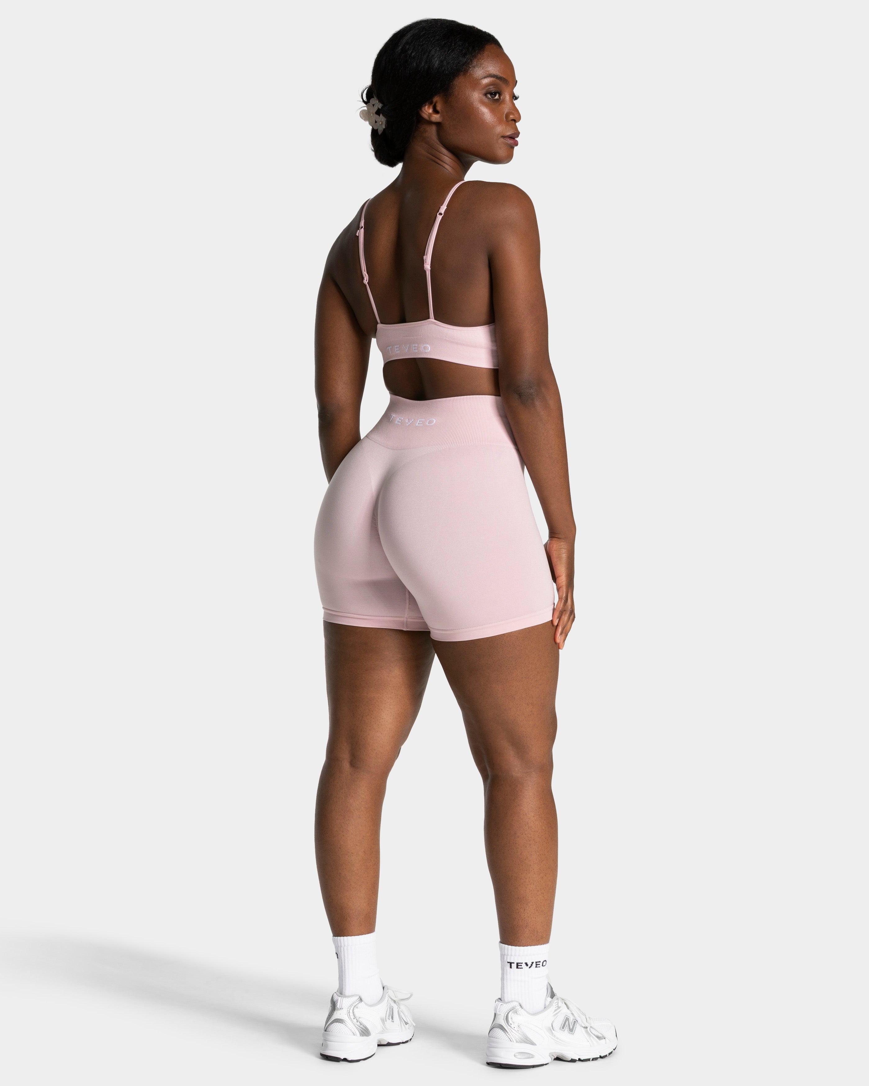 Timeless Pro Covert Scrunch Shorts "Rosa"