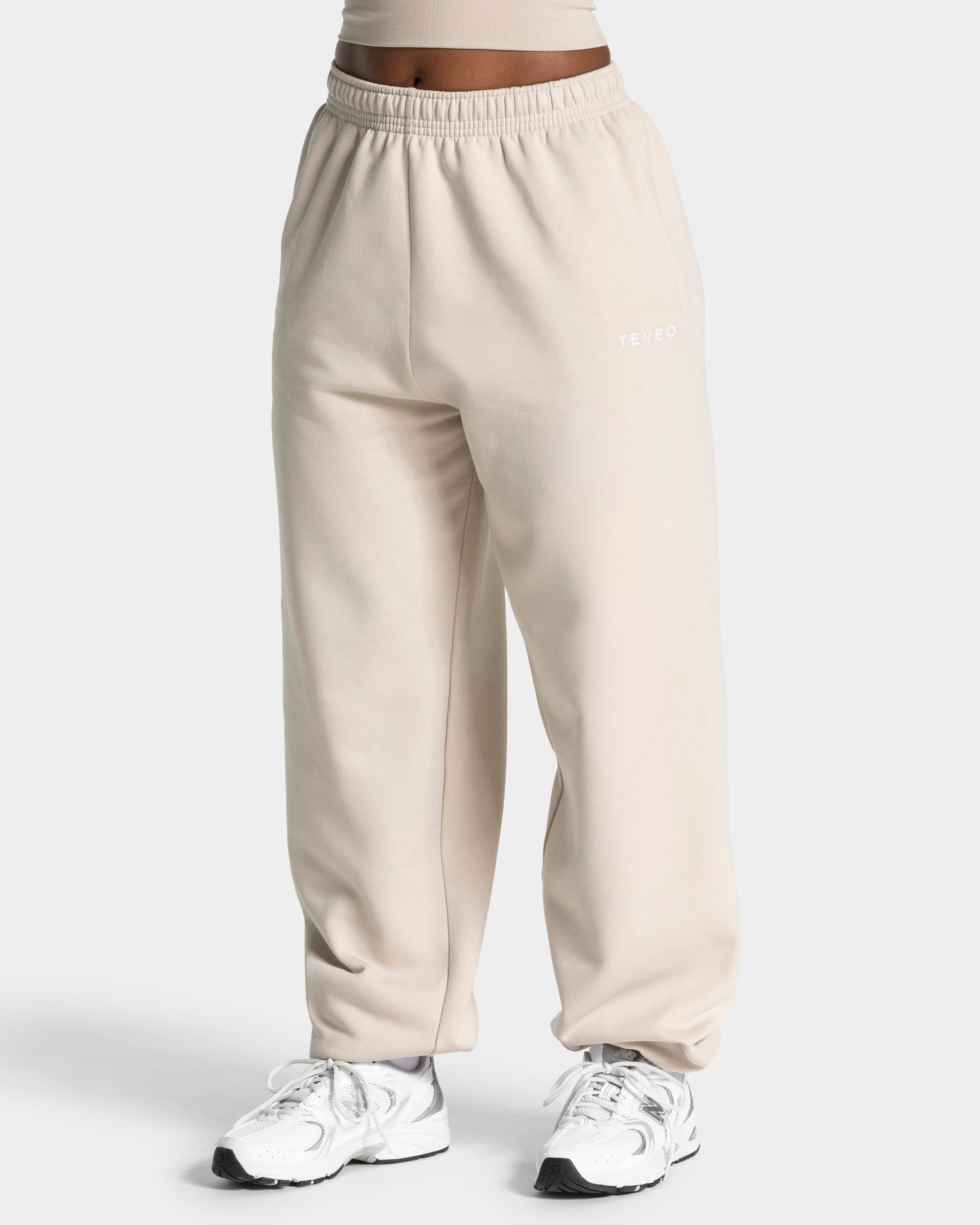 Timeless Pro Jogger "Cream"