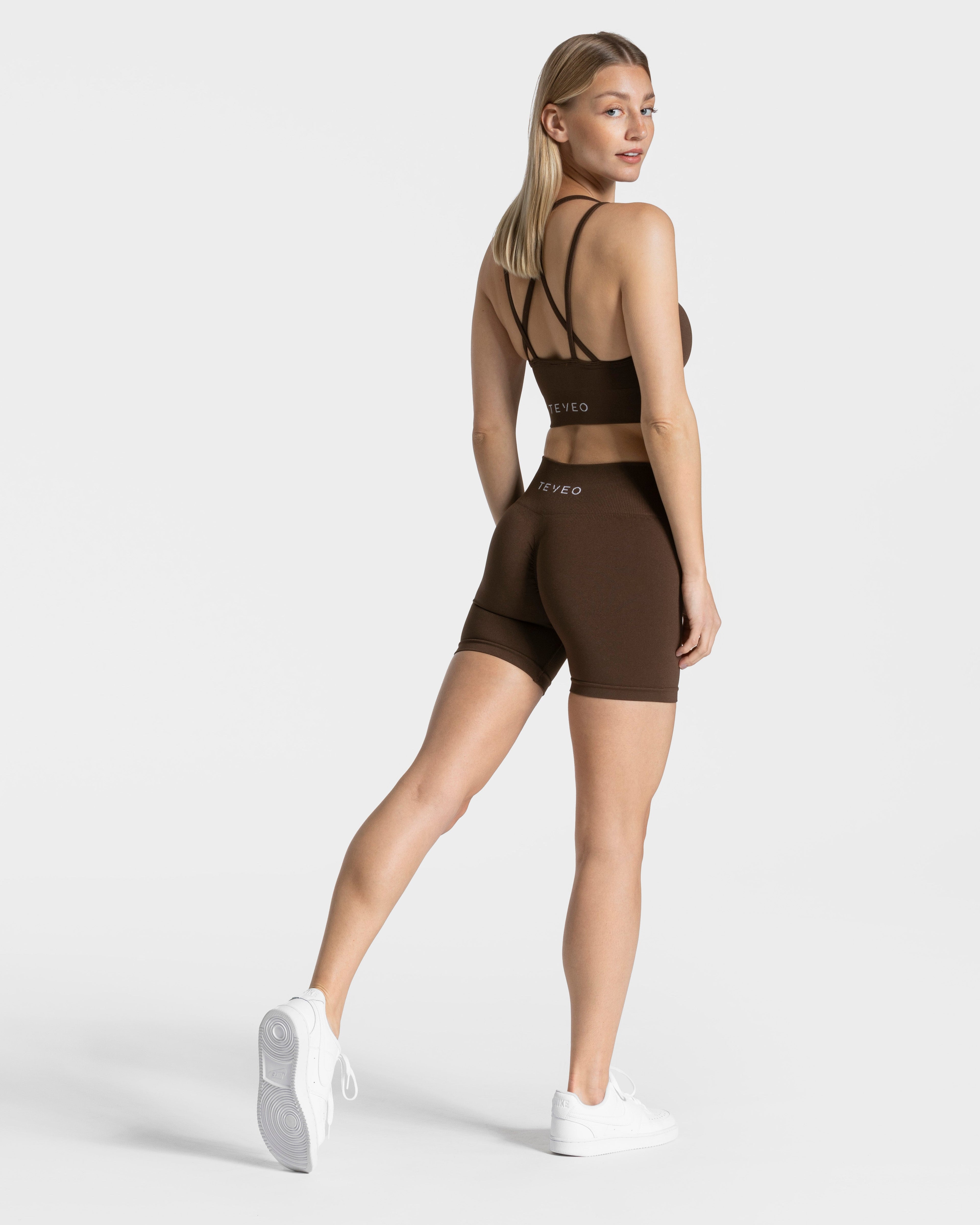 Timeless Scrunch Shorts "Dunkelbraun"