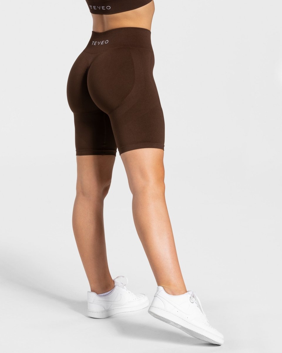 Charming Scrunch Shorts "Braun"