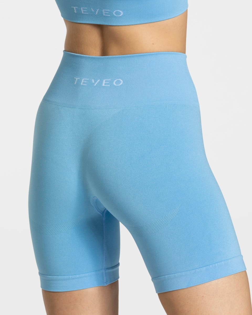 Classy Shorts "Babyblau"