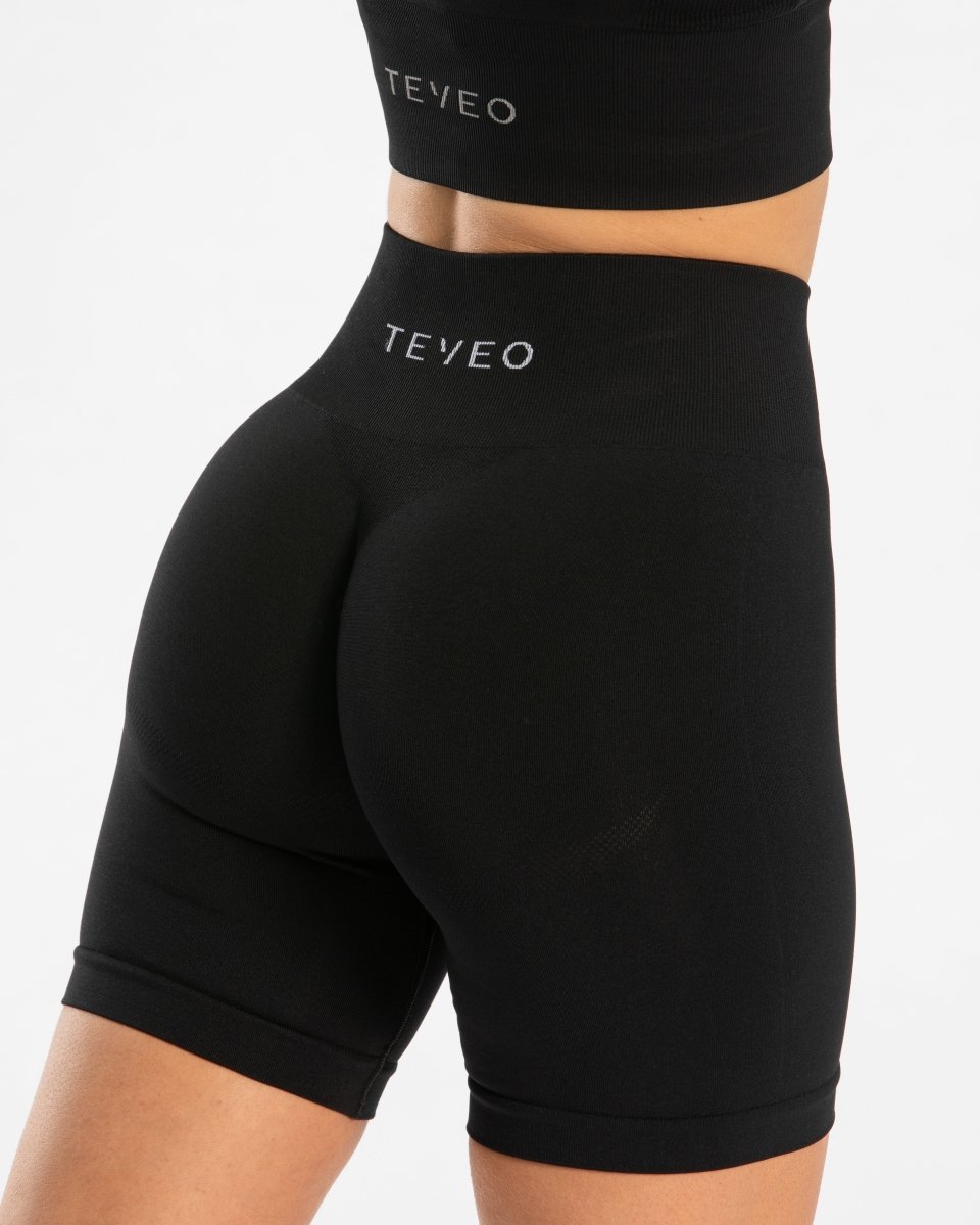 Classy Shorts "Schwarz"